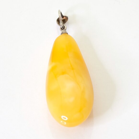 100% Real Genuine Butter Amber, Royal Amber With Silver Bail - Picture 2 of 8